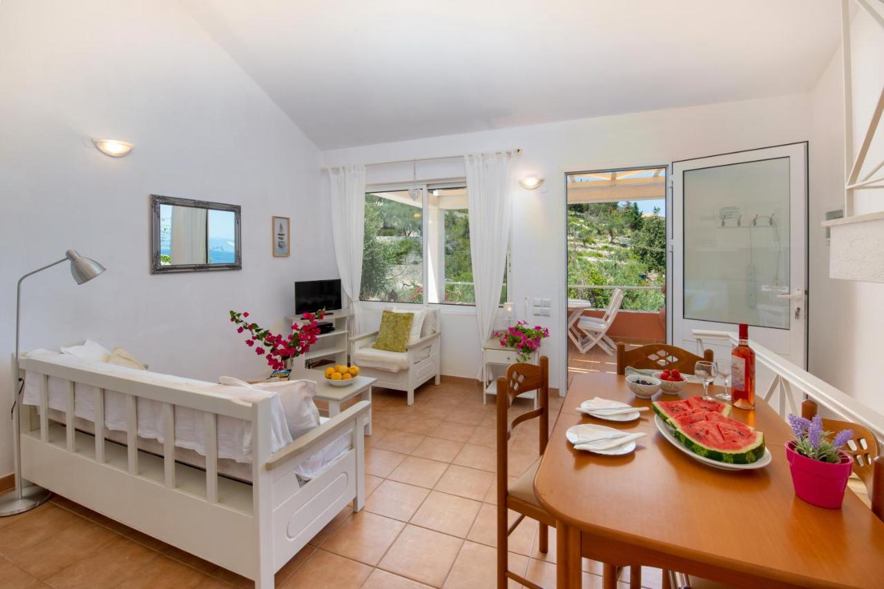 The Kantada Villas Petros, Eleni, Stelios & Dioni ガイオス エクステリア 写真
