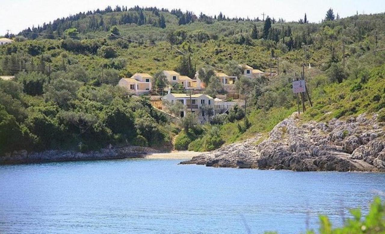 The Kantada Villas Petros, Eleni, Stelios & Dioni ガイオス エクステリア 写真